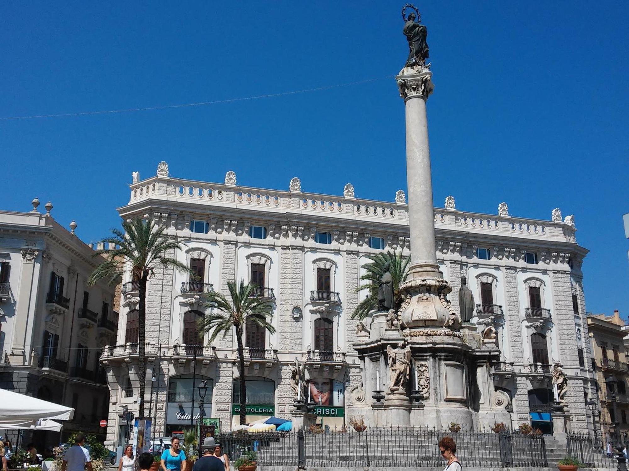 Prince Moncada Palermo Bagian luar foto